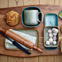 Charger l'image dans la galerie, Aime Mug, Vert et brun, Grès