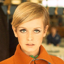 Charger l'image dans la galerie, Boule à Neige Twiggy - Fabriquée en France