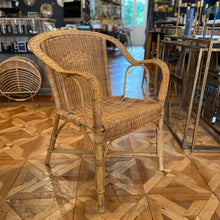 Charger l'image dans la galerie, Fauteuil vintage en rotin
