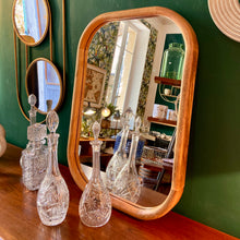 Charger l'image dans la galerie, MIROIR MURAL EN BOIS DE MANGUIER