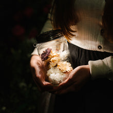 Charger l'image dans la galerie, Sonnenglas Classic 1L - lanterne solaire