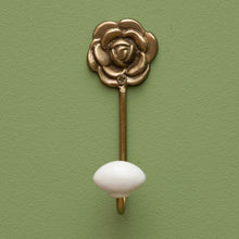 Charger l'image dans la galerie, Crochet motif rose métal doré et céramique