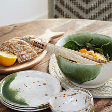 Charger l'image dans la galerie, Plat de Présentation en Bois – Forme de Poisson