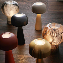 Charger l'image dans la galerie, Lampe nomade de Table en Verre et socle en Métal - Rechargeable