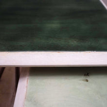 Charger l'image dans la galerie, Tables vertes bois laqué Rêverie