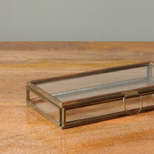 Charger l'image dans la galerie, Boîte à bijoux en verre bords festonnés