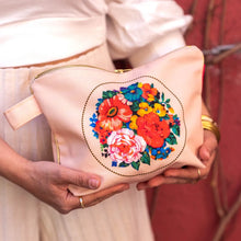 Charger l'image dans la galerie, POCHETTE HOLY NUDE