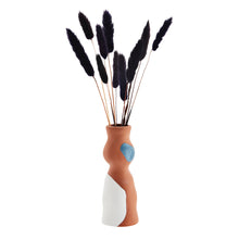 Charger l'image dans la galerie, Vase en terre cuite peint à la main - Naturel, blanc, bleu