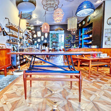 Charger l'image dans la galerie, TABLE BASSE VINTAGE ASCENSEUR