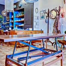 Charger l'image dans la galerie, TABLE BASSE VINTAGE ASCENSEUR
