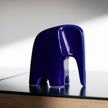 Charger l'image dans la galerie, Eléphant en porcelaine