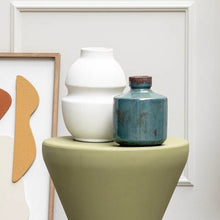 Charger l'image dans la galerie, Vase bouteille large gris bleu
