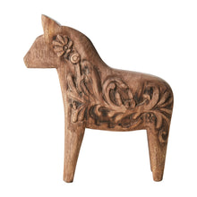 Charger l'image dans la galerie, Cheval décoratif en bois sculpté
