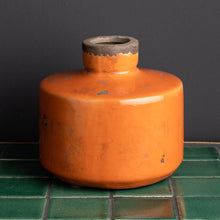 Charger l'image dans la galerie, Vase bouteille large orange
